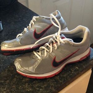 Men’s Nike Zoom Shoes, Size 10